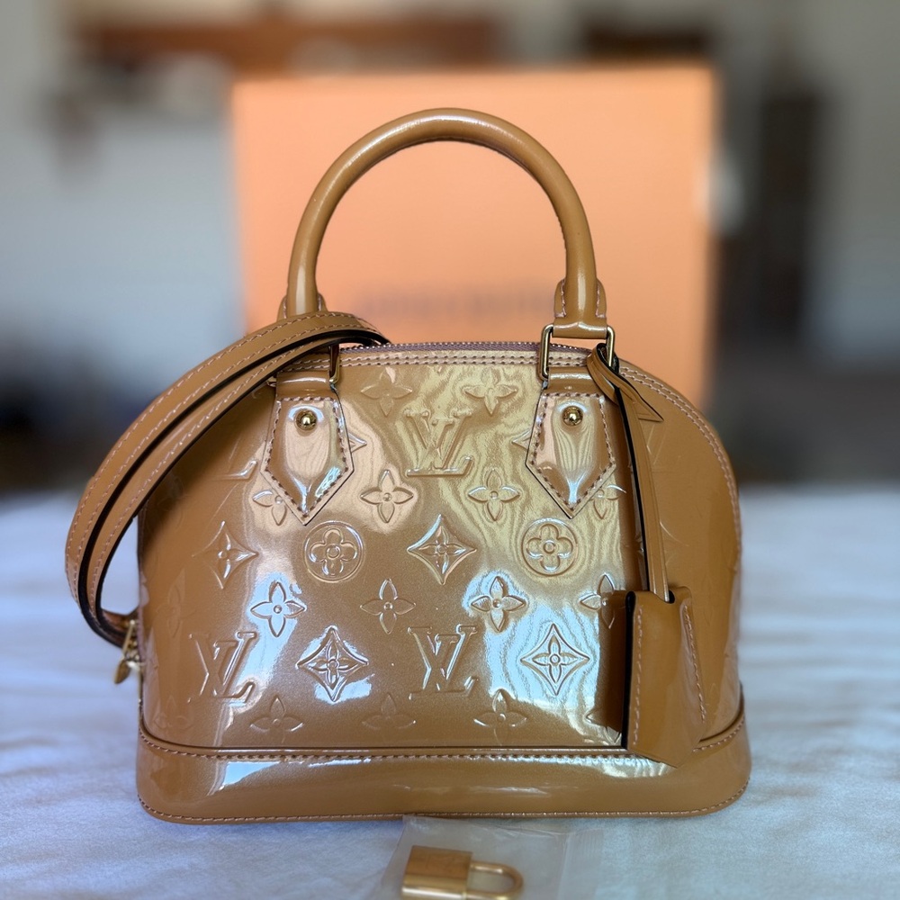 Louis Vuitton Vernis Patent Alma Satchel in Caramel Tan